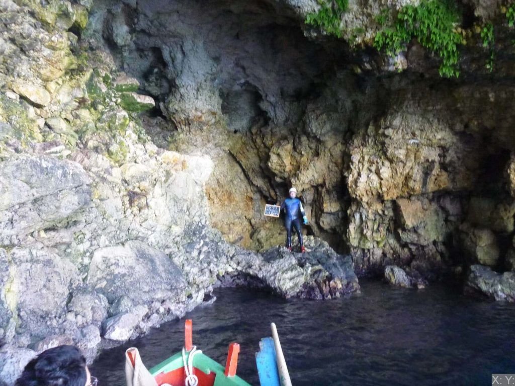 Polignano's caves - Grotta San Gennaro