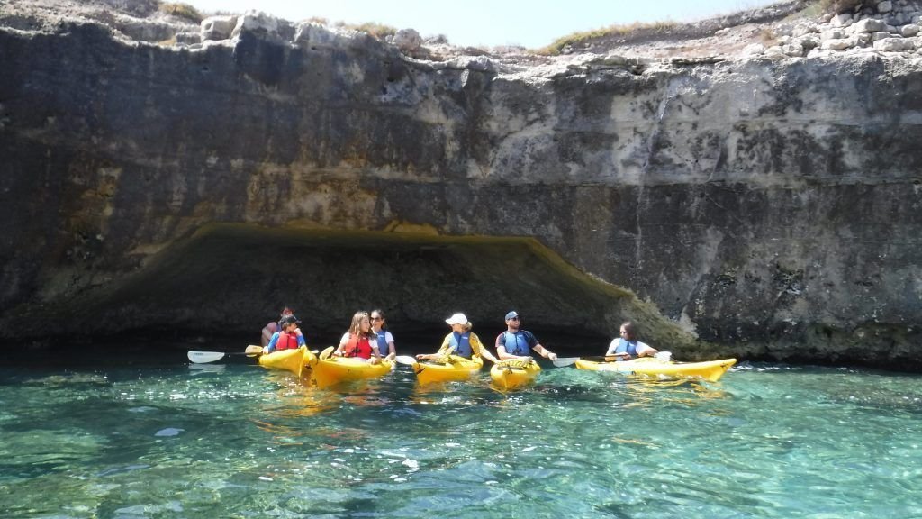 canoe a noleggio a Torre dell'Orso