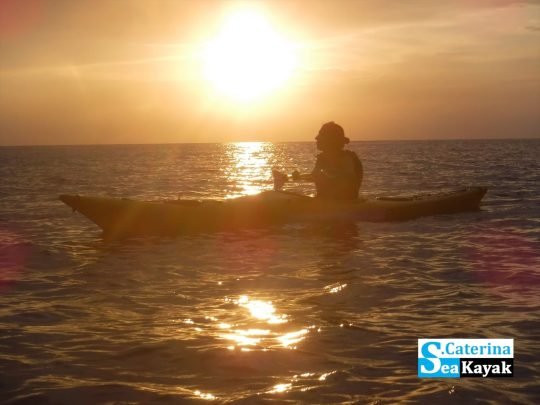 Kayak Porto Selvaggio - tramonto in navigazione